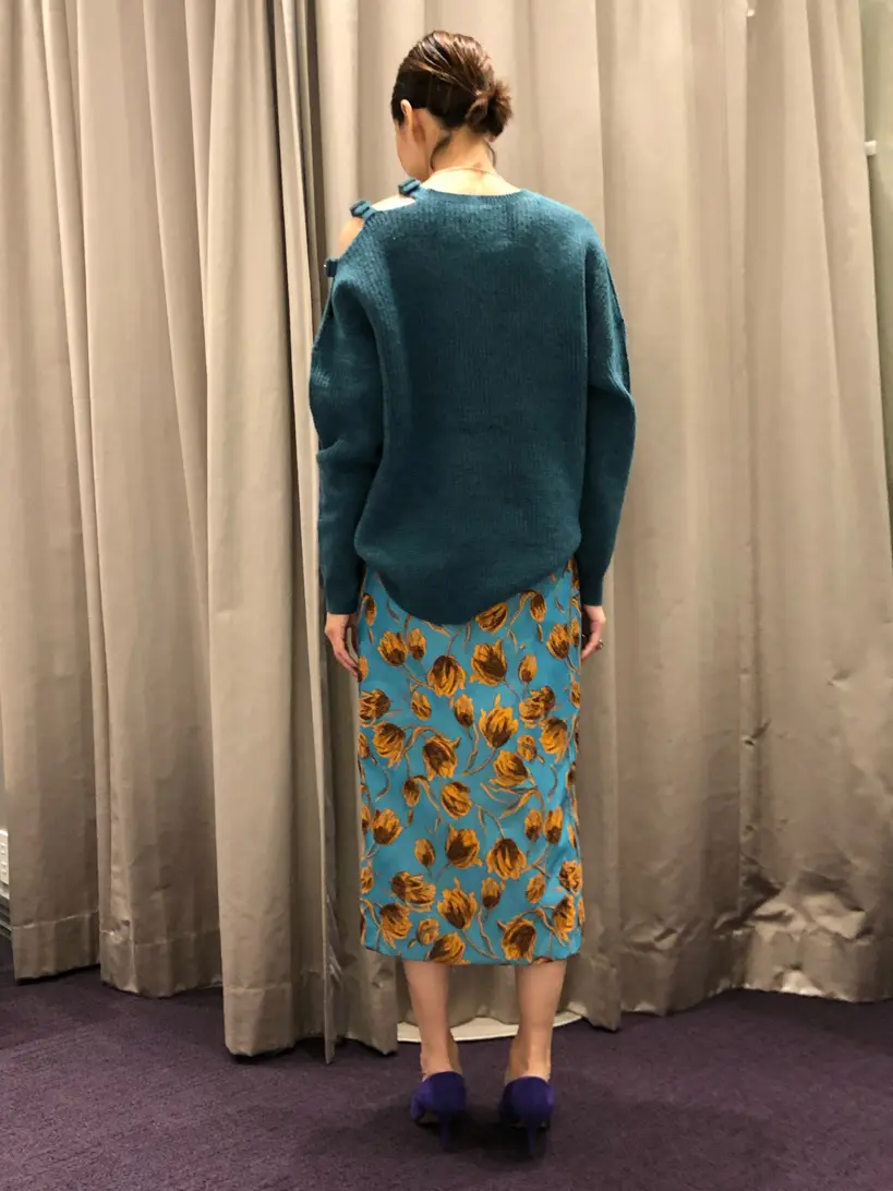 ORIGINATED IN GRACE CONTINENTAL 亀田 未希 コーディネート画像