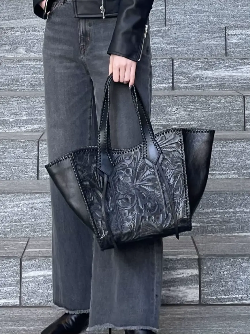 ORIGINATED IN GRACE CONTINENTAL 三浦　芙優 コーディネート画像