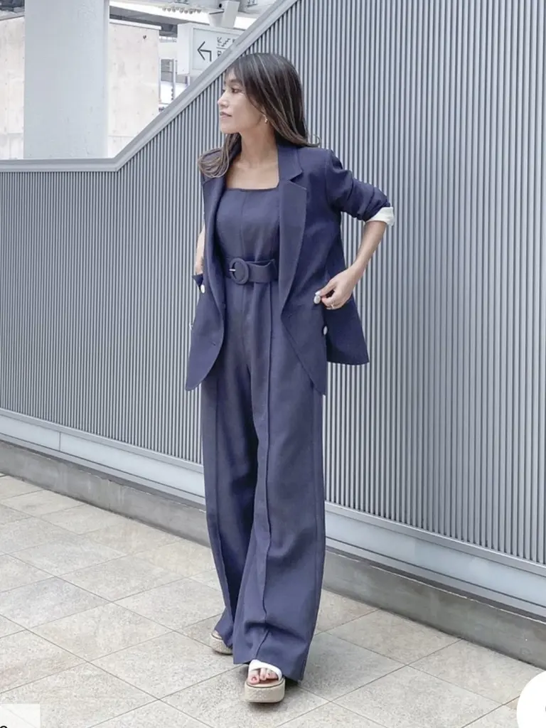 ORIGINATED IN GRACE CONTINENTAL yukimi yonee コーディネート画像