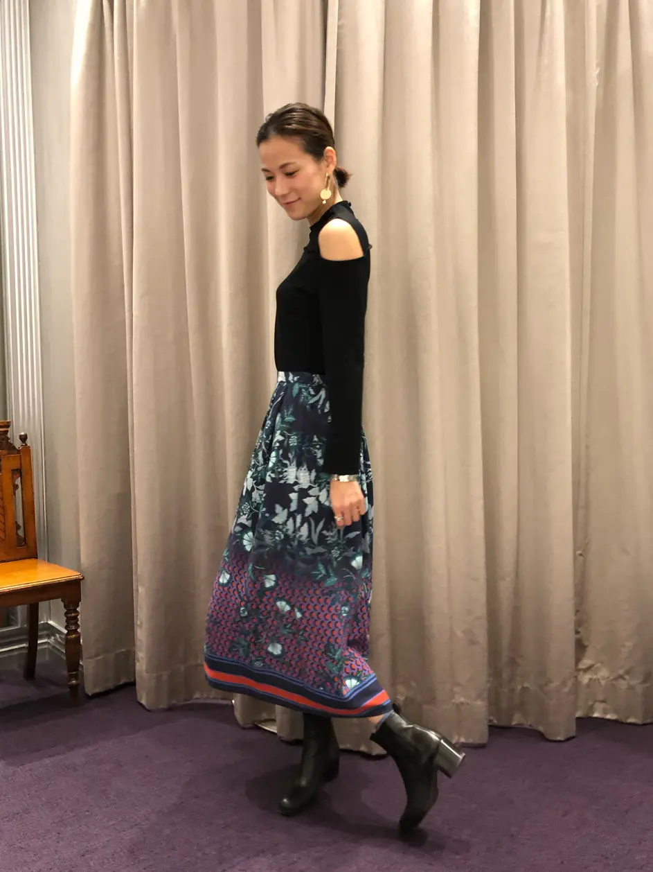 ORIGINATED IN GRACE CONTINENTAL 亀田 未希 コーディネート画像