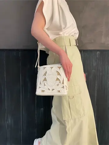 ORIGINATED IN GRACE CONTINENTAL 三浦　芙優 コーディネート画像