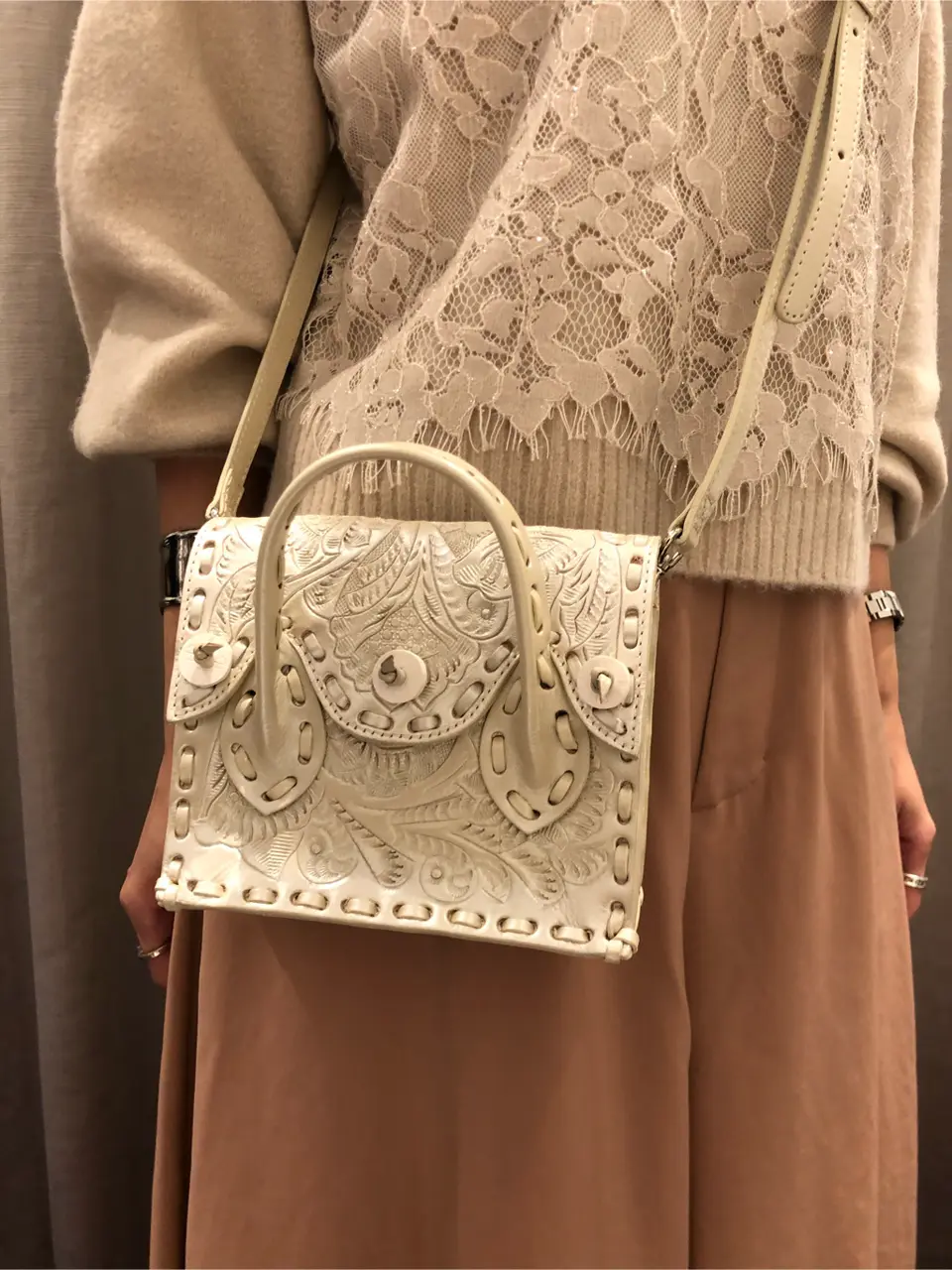 ORIGINATED IN GRACE CONTINENTAL 亀田 未希 コーディネート画像