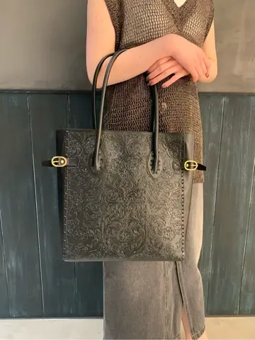 ORIGINATED IN GRACE CONTINENTAL 三浦　芙優 コーディネート画像