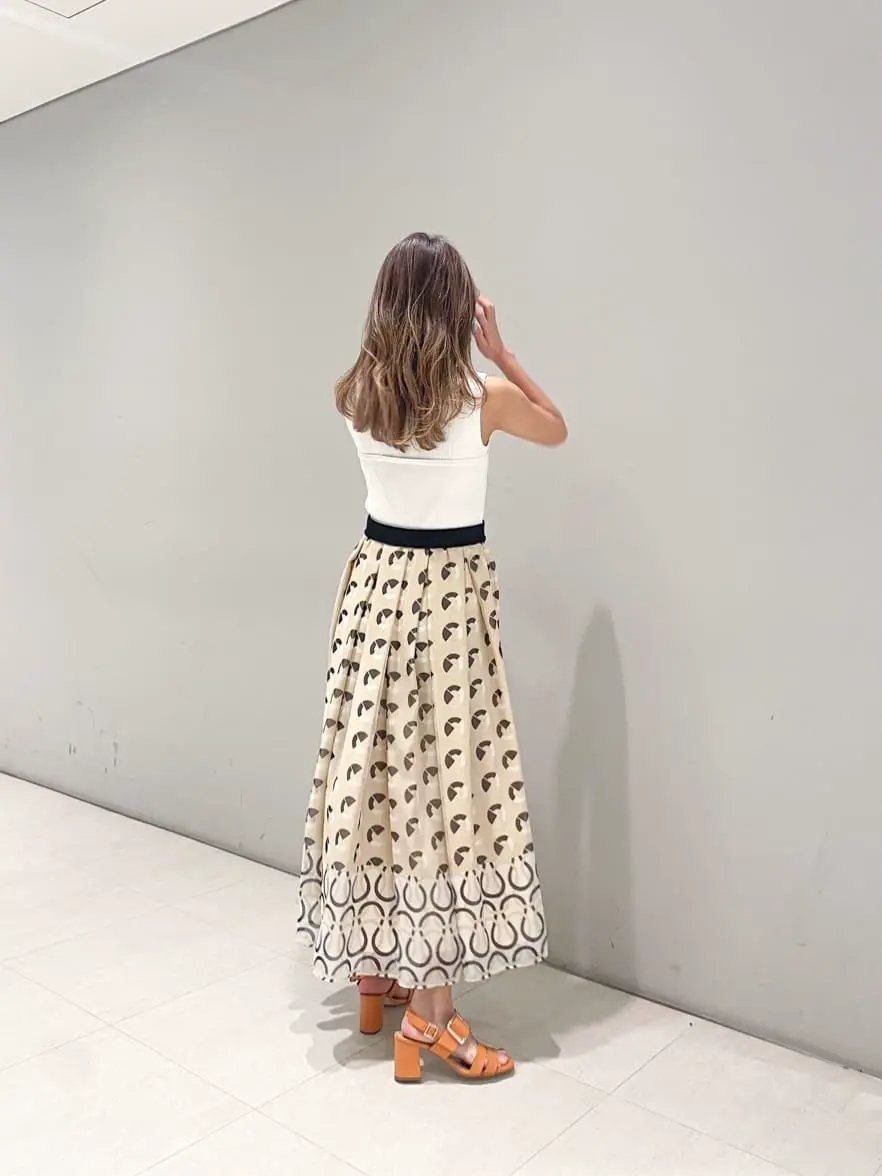 ORIGINATED IN GRACE CONTINENTAL yukimi yonee コーディネート画像