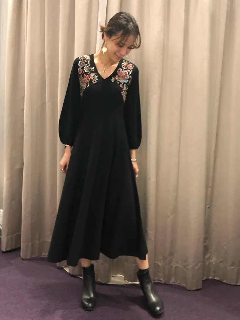 ORIGINATED IN GRACE CONTINENTAL 亀田 未希 コーディネート画像