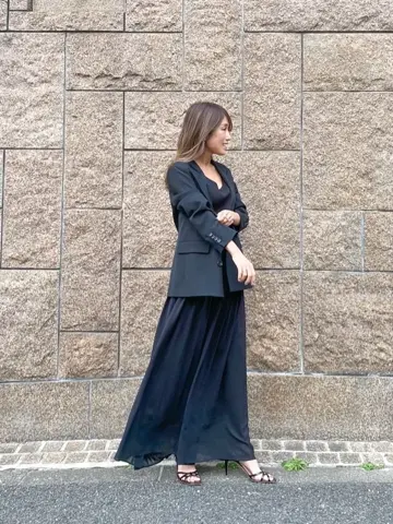 ORIGINATED IN GRACE CONTINENTAL yukimi yonee コーディネート画像