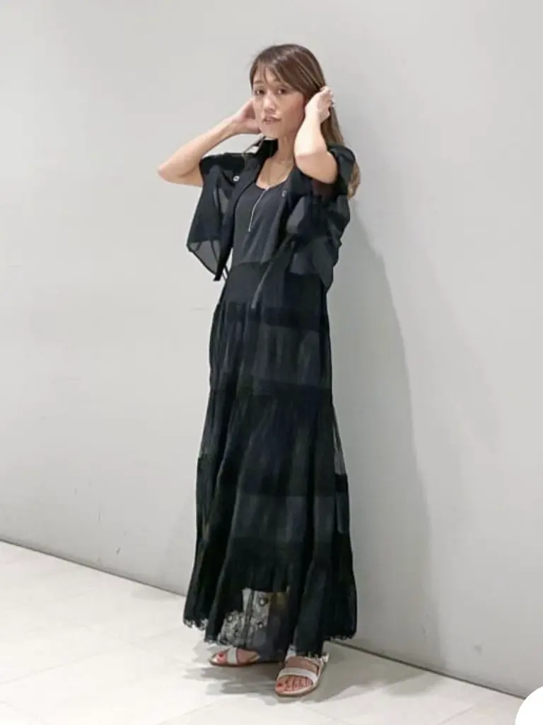 ORIGINATED IN GRACE CONTINENTAL yukimi yonee コーディネート画像