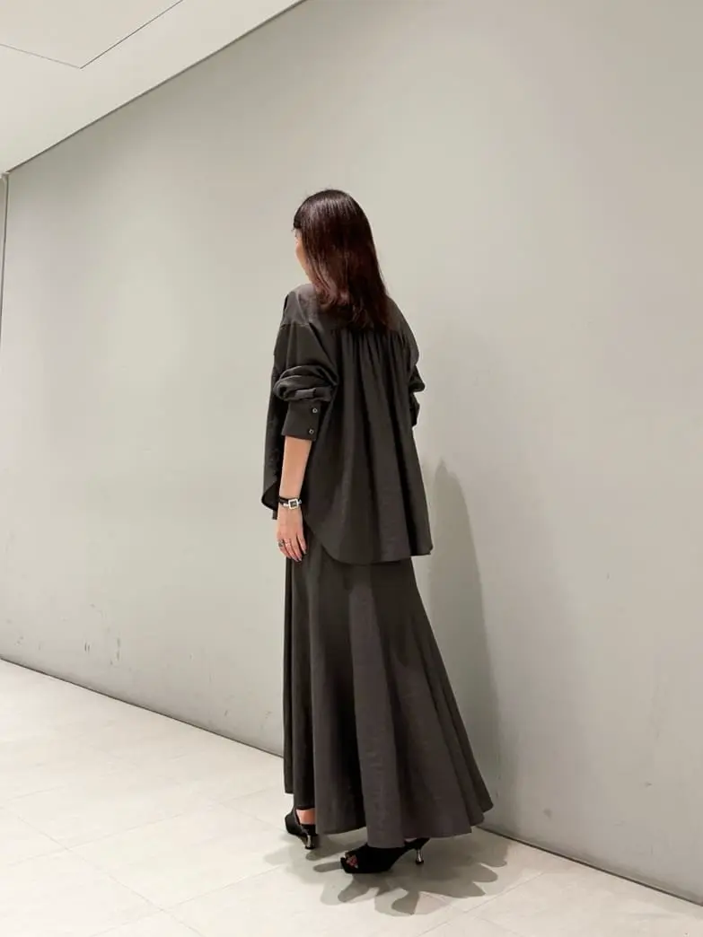 ORIGINATED IN GRACE CONTINENTAL 志田　悠 コーディネート画像