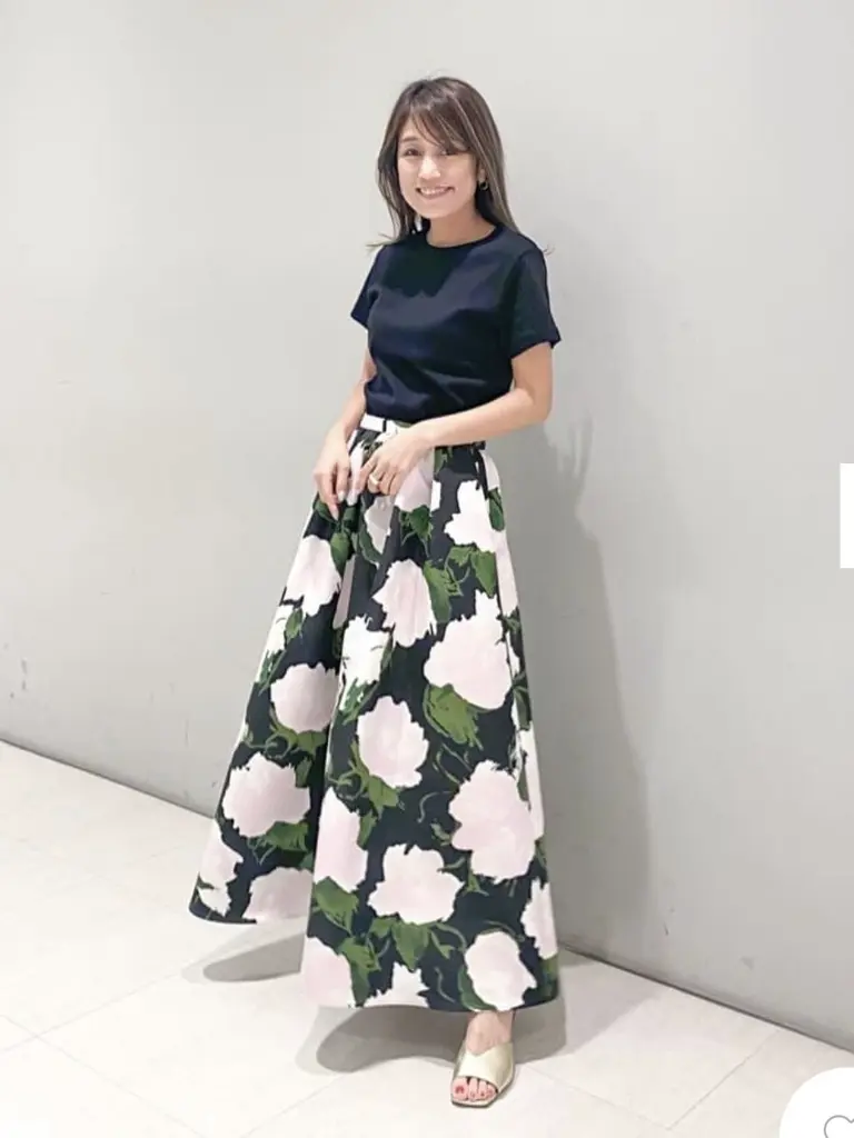 ORIGINATED IN GRACE CONTINENTAL yukimi yonee コーディネート画像