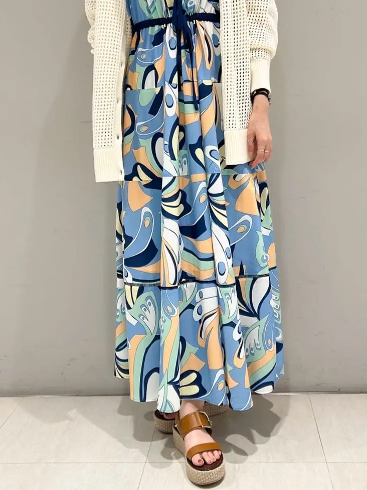 ORIGINATED IN GRACE CONTINENTAL 志田　悠 コーディネート画像