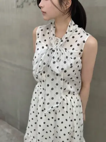 ORIGINATED IN GRACE CONTINENTAL watanabe コーディネート画像