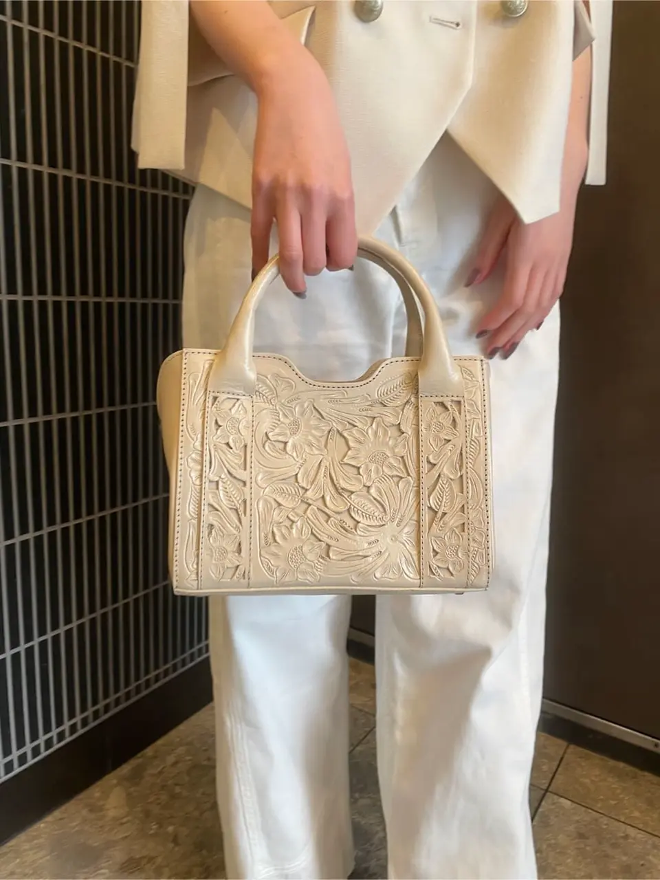 ORIGINATED IN GRACE CONTINENTAL 三浦　芙優 コーディネート画像