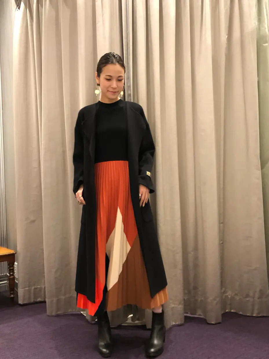 ORIGINATED IN GRACE CONTINENTAL 亀田 未希 コーディネート画像