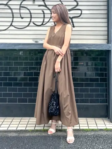 ORIGINATED IN GRACE CONTINENTAL yukimi yonee コーディネート画像