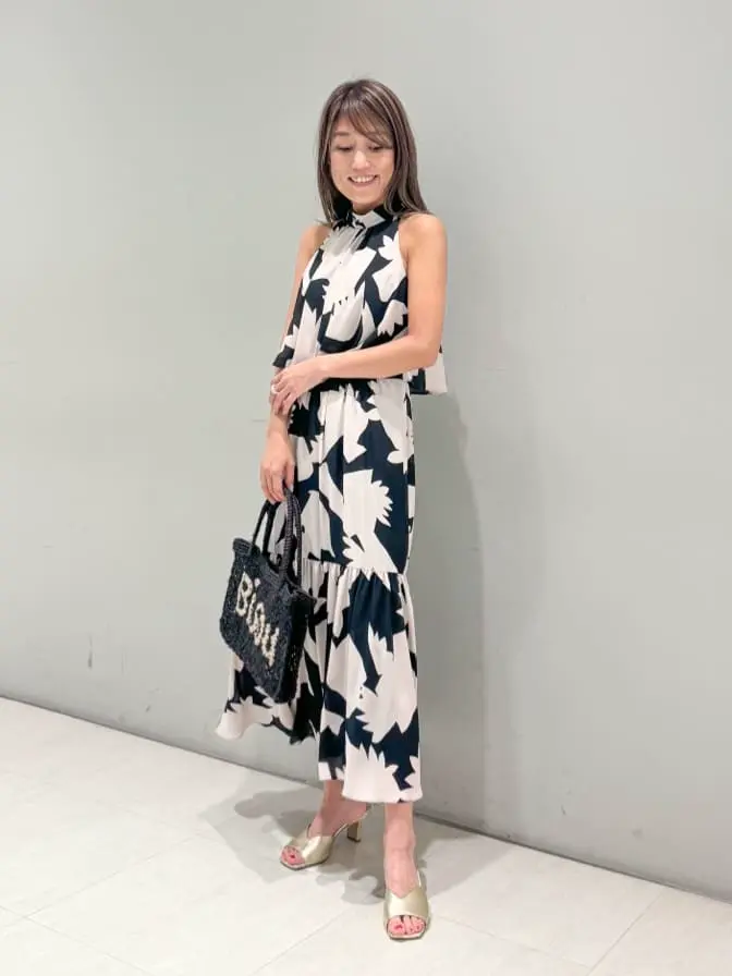 ORIGINATED IN GRACE CONTINENTAL yukimi yonee コーディネート画像