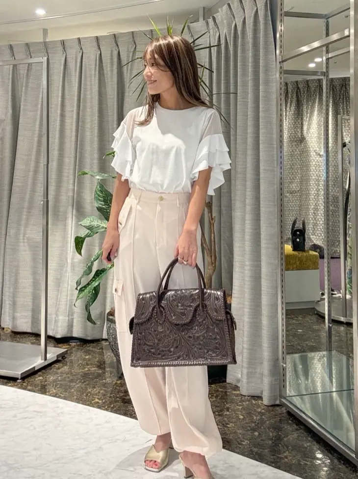 ORIGINATED IN GRACE CONTINENTAL yukimi yonee コーディネート画像