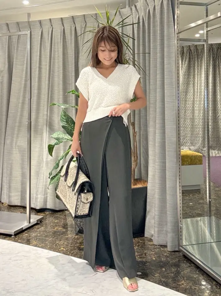 ORIGINATED IN GRACE CONTINENTAL yukimi yonee コーディネート画像