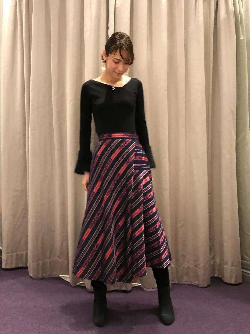 ORIGINATED IN GRACE CONTINENTAL 亀田 未希 コーディネート画像