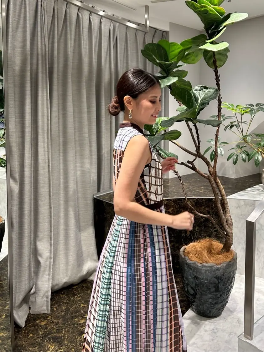 ORIGINATED IN GRACE CONTINENTAL 志田　悠 コーディネート画像