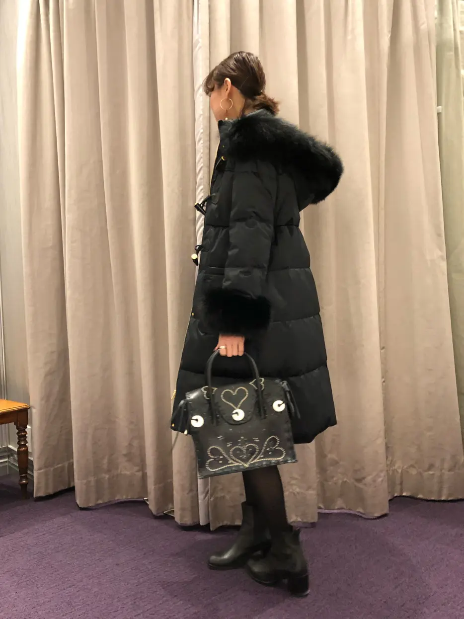 ORIGINATED IN GRACE CONTINENTAL 亀田 未希 コーディネート画像