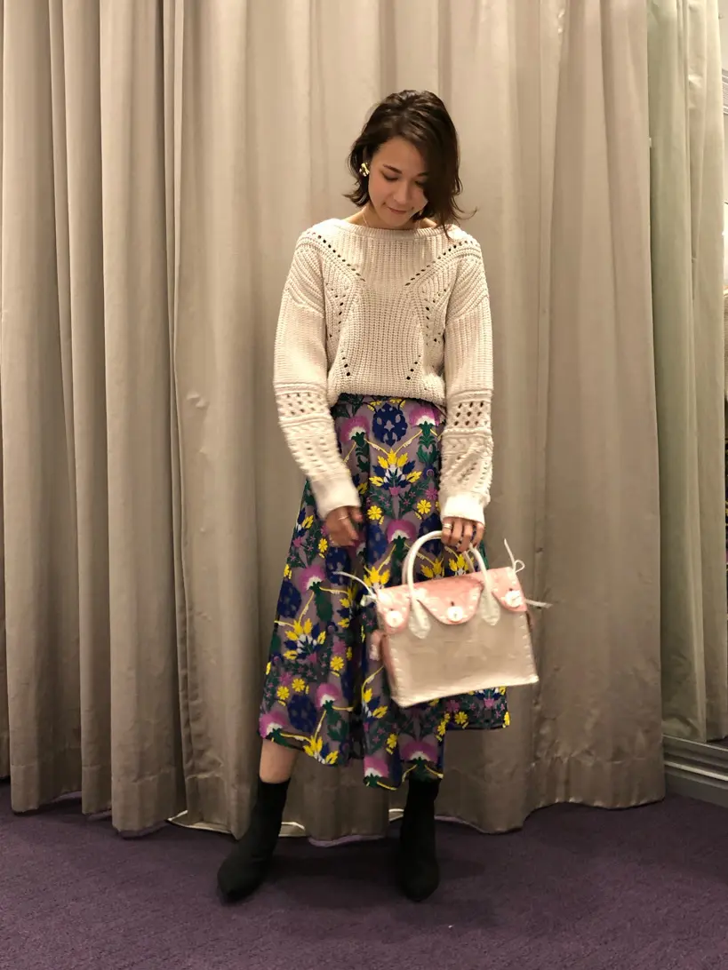 ORIGINATED IN GRACE CONTINENTAL 亀田 未希 コーディネート画像