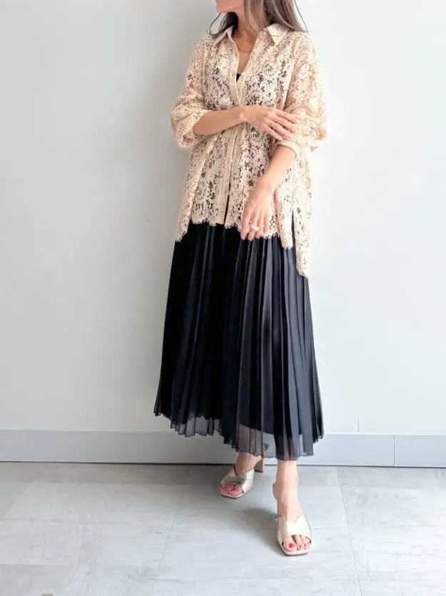 ORIGINATED IN GRACE CONTINENTAL yukimi yonee コーディネート画像