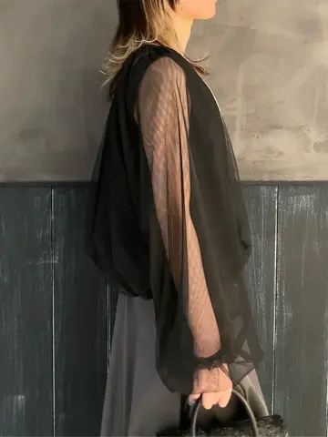 ORIGINATED IN GRACE CONTINENTAL 三浦　芙優 コーディネート画像