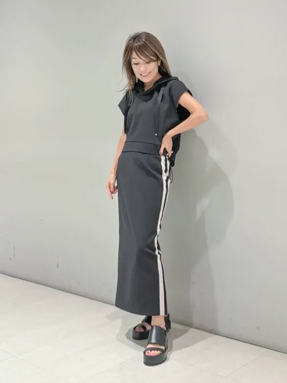 ORIGINATED IN GRACE CONTINENTAL yukimi yonee コーディネート画像