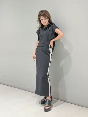 ORIGINATED IN GRACE CONTINENTAL yukimi yonee コーディネート画像