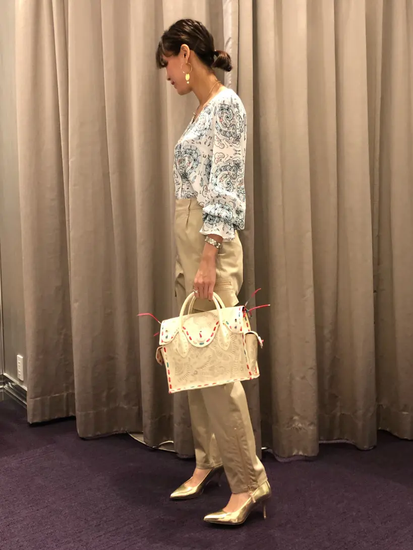 ORIGINATED IN GRACE CONTINENTAL 亀田 未希 コーディネート画像