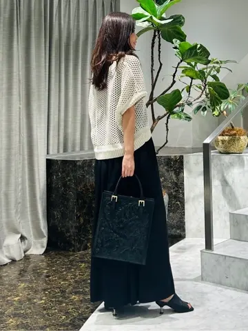 ORIGINATED IN GRACE CONTINENTAL 志田　悠 コーディネート画像