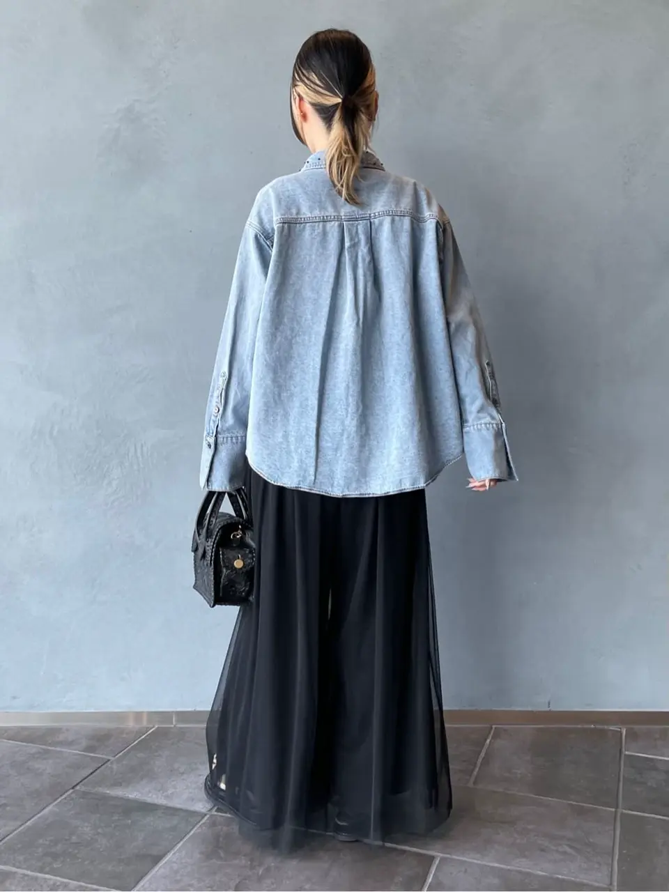 ORIGINATED IN GRACE CONTINENTAL 三浦　芙優 コーディネート画像