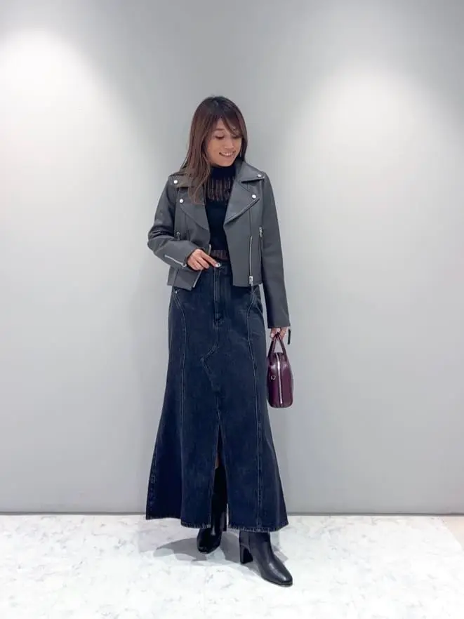 ORIGINATED IN GRACE CONTINENTAL yukimi yonee コーディネート画像