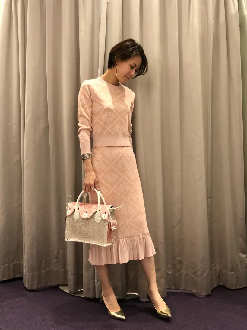 ORIGINATED IN GRACE CONTINENTAL 亀田 未希 コーディネート画像