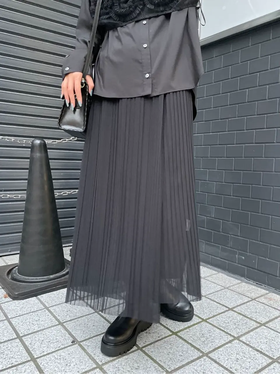 ORIGINATED IN GRACE CONTINENTAL 三浦　芙優 コーディネート画像