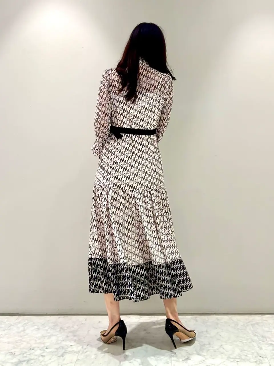 ORIGINATED IN GRACE CONTINENTAL 志田　悠 コーディネート画像