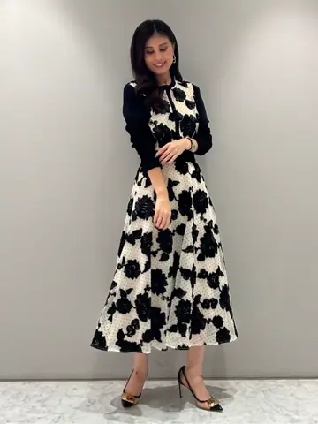 ORIGINATED IN GRACE CONTINENTAL 志田　悠 コーディネート画像