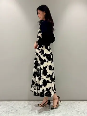 ORIGINATED IN GRACE CONTINENTAL 志田　悠 コーディネート画像