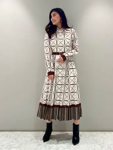 ORIGINATED IN GRACE CONTINENTAL 志田　悠 コーディネート画像