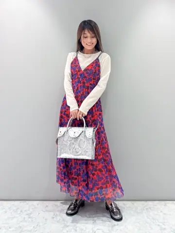 ORIGINATED IN GRACE CONTINENTAL yukimi yonee コーディネート画像