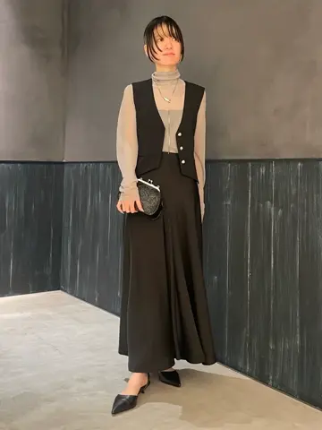 ORIGINATED IN GRACE CONTINENTAL 三浦　芙優 コーディネート画像