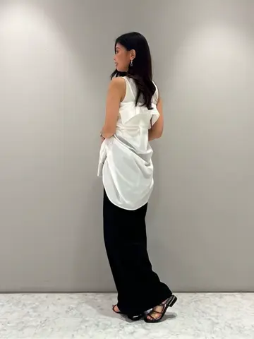 ORIGINATED IN GRACE CONTINENTAL 志田　悠 コーディネート画像