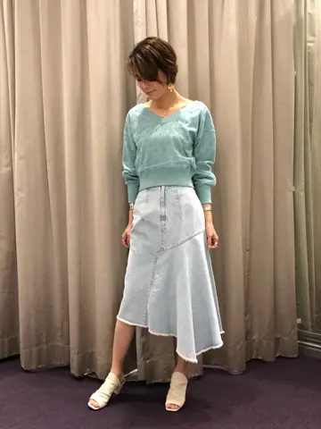 ORIGINATED IN GRACE CONTINENTAL 亀田 未希 コーディネート画像