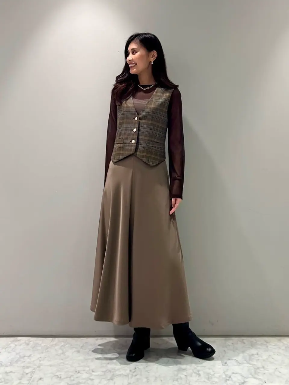 ORIGINATED IN GRACE CONTINENTAL 志田　悠 コーディネート画像