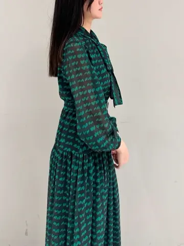 ORIGINATED IN GRACE CONTINENTAL 髙田　美衣 コーディネート画像