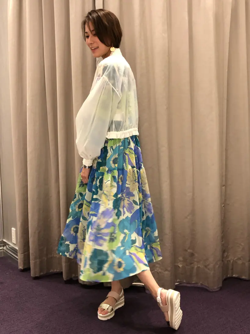 ORIGINATED IN GRACE CONTINENTAL 亀田 未希 コーディネート画像