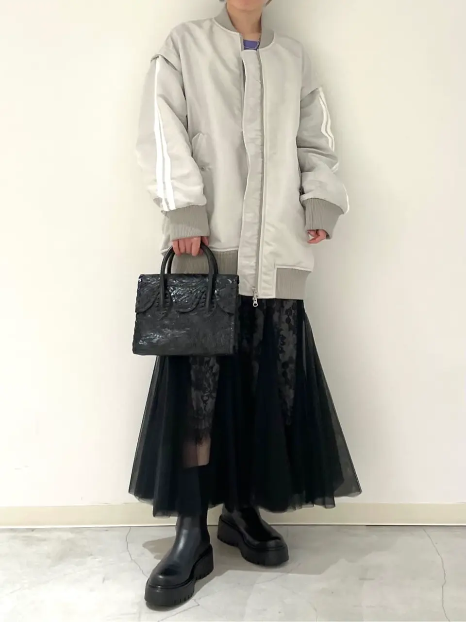 ORIGINATED IN GRACE CONTINENTAL 三浦　芙優 コーディネート画像