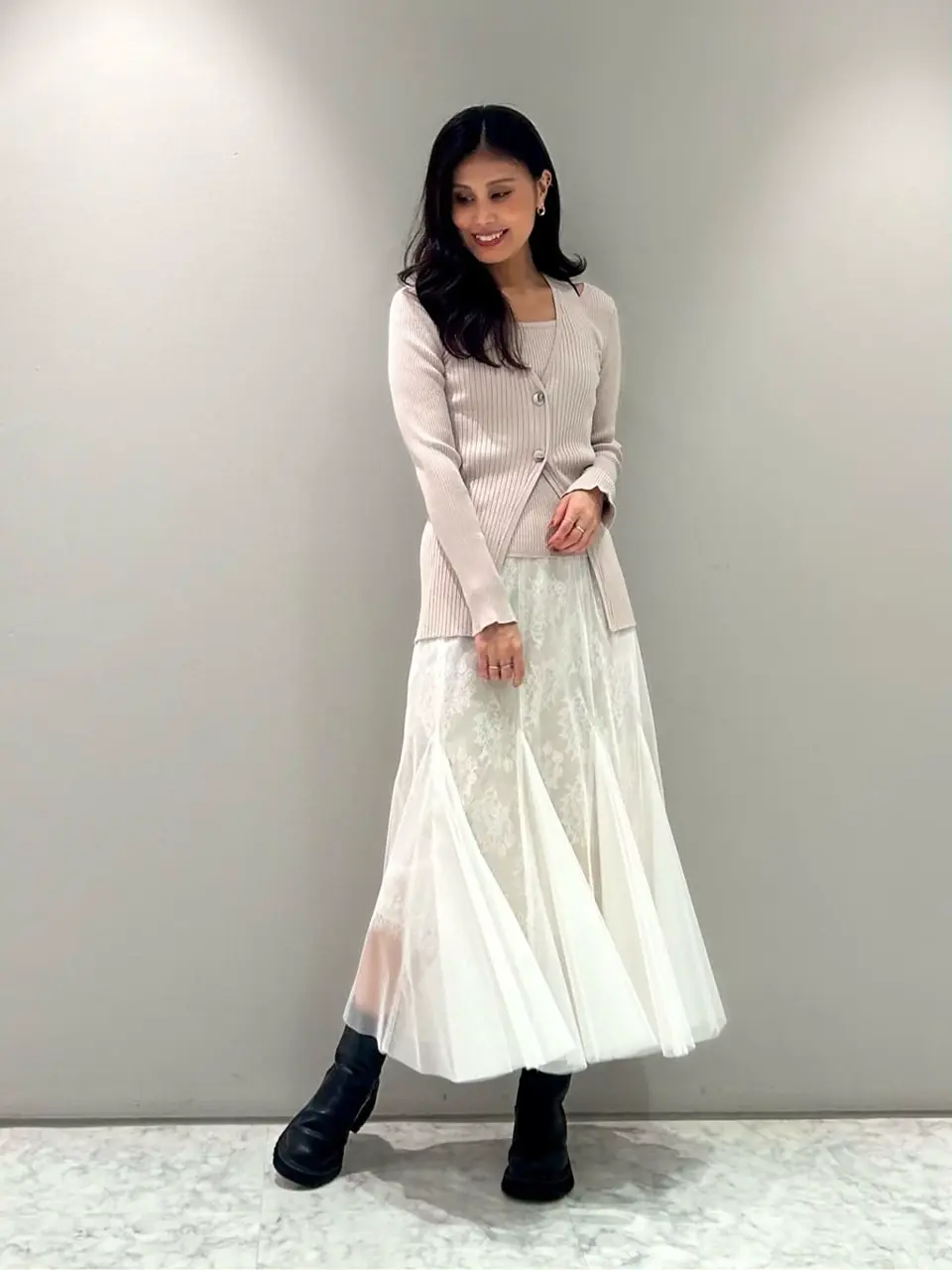 ORIGINATED IN GRACE CONTINENTAL 志田　悠 コーディネート画像