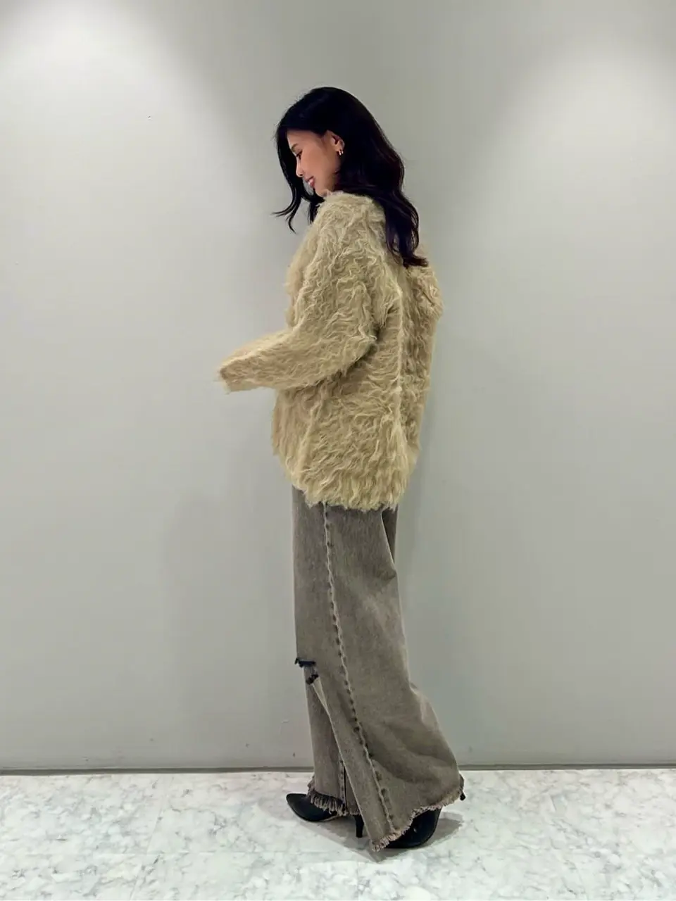 ORIGINATED IN GRACE CONTINENTAL 志田　悠 コーディネート画像