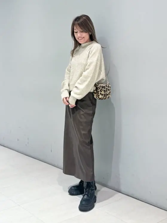 ORIGINATED IN GRACE CONTINENTAL yukimi yonee コーディネート画像